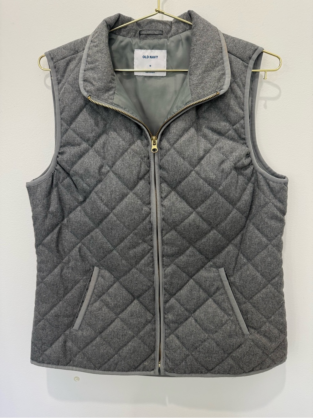 Old Navy Quilted Gray Vest